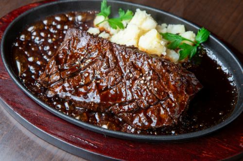 Simple bavette (beef skirt steak) steak (150g) ~gravy sauce~