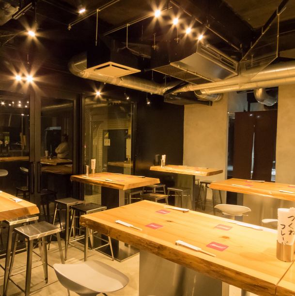 [Small-group reservations are also available!] You can consult with us if you wish to have a private space! For banquets after up to 20 people! 4 seats for table seats ♪ Waiwai banquet or light party with friends Also recommended ◎