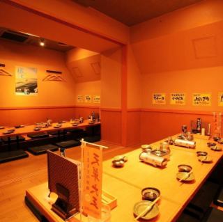 The digging seats in the hall are variable and can accommodate a large number of people.It is made of a digging type, so you can stretch your legs and relax.The calm atmosphere of Masashi, a horse sashimi shop unified in Japanese, can be partially reserved for 20 to 30 people.Please contact us as soon as possible when chartering!