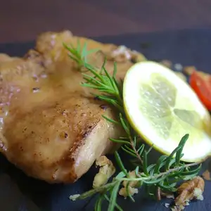 Chicken saute with stir-fried vegetables and rich soy sauce