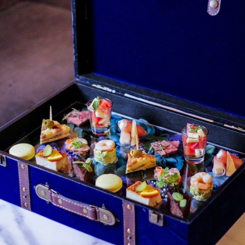 Afternoon tea available from noon to night♪ Reasonably priced ◎