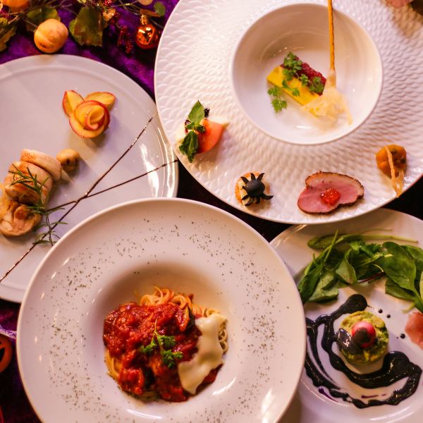 Courses and a la carte dishes incorporating seasonal ingredients that change every month.This month's all-you-can-eat cheese fair