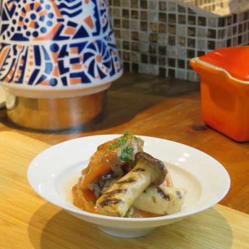 ★旨み重なる深い味わい★「ぷりぷりエビとエリンギのポルチーニソース」