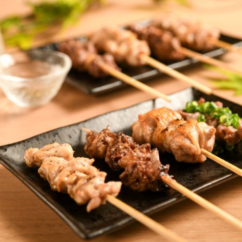 【即使是美食家也會滿意的稀有部位！】 對於雞肉愛好者來說，我們有 8 種稀有部位可供您從 Jihei 享用！