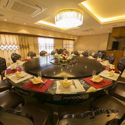 Round table VIP room in Nankinmachi ♪