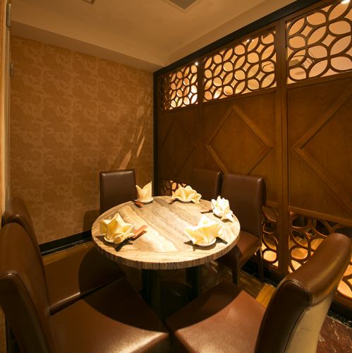 Private room for 6 to 8 people ☆ ★