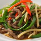 Shredded Wagyu beef and stir-fried peppers with black pepper