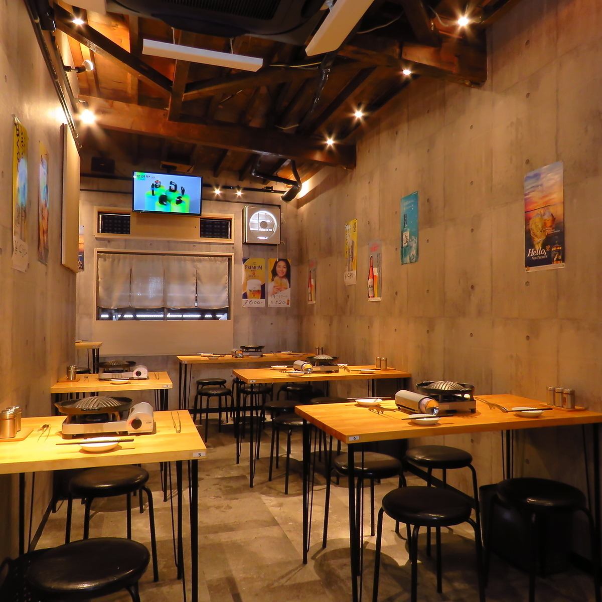 Enjoy a private Yakiniku party in our spacious restaurant that can accommodate up to 30 people!