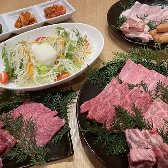 高級課程：8000日圓（含稅）