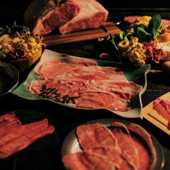 【季节限定】牛内脏、雾岛猪肉、鸭肉、蘑菇10种、蔬菜等9道菜2小时5,500日元
