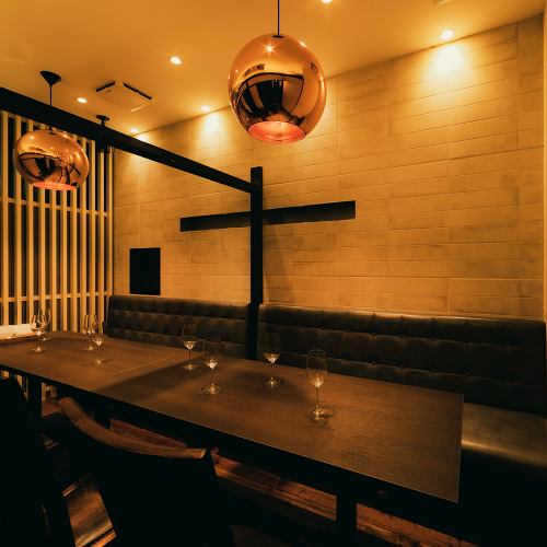 The private rooms are ideal for various banquets, creating a modern and calm space. Please use them for welcome and farewell parties in Nagoya, company banquets, and more!