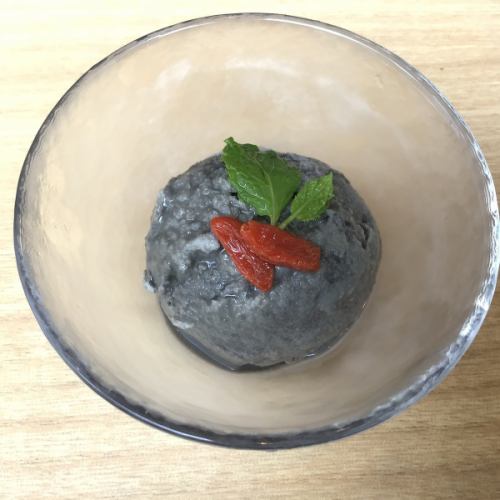 Sesame ice cream
