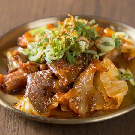 ホルモン鉄板焼き