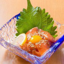 鮭魚Yukhoe/琉球