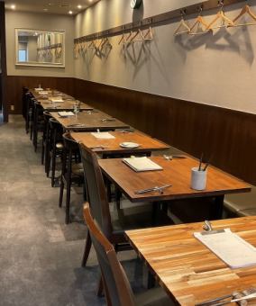 5 张 4 人座桌子