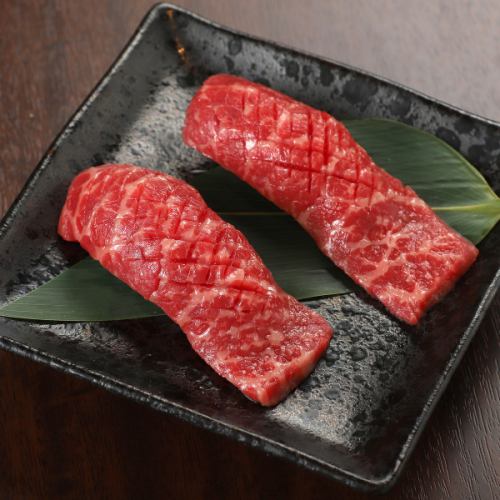 赤身握り肉寿司　2貫