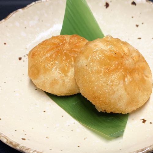 Fried cheese hotteok (2 pieces)