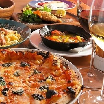 A must-try at our restaurant! TSUMIKI's special pizza