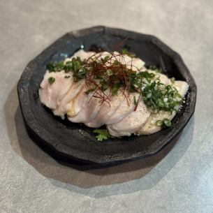 低温烹制鸡肉火腿配葱盐酱！