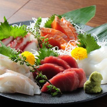 鮮度が自慢★旬を味わう極上のお刺身と海の幸♪