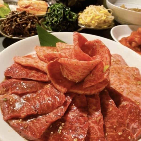 料理長が自ら見極めた『料理長おすすめ特選盛り合わせ』