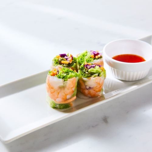 Shrimp spring rolls