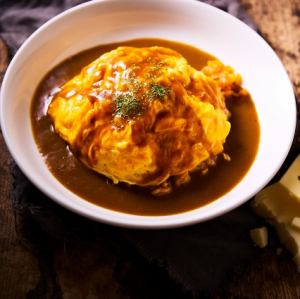 치즈 인 옴므 카레 (케첩 라이스) / 명란 토로로 오므라이스 (일본식 필라프)