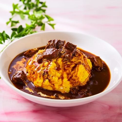 Chunky beef omelet rice