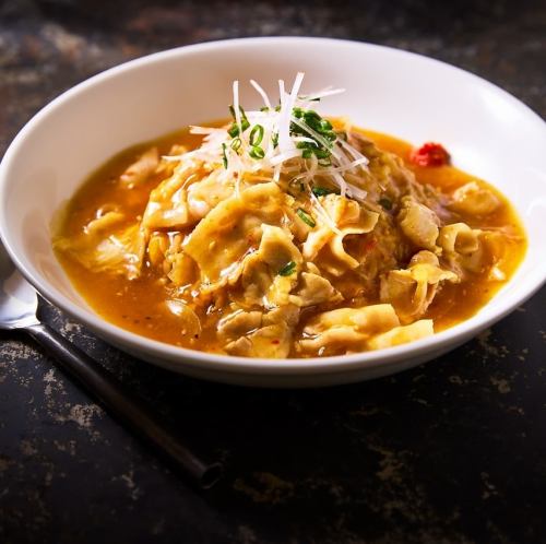 Pork stamina curry pilaf (level spicy) *Served with very spicy chili peppers / Original butter soy sauce pilaf