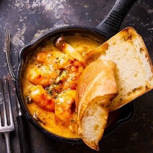 Garlic Bacon Potatoes with Cheese