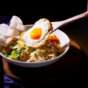 Spicy pork fried rice with lettuce (level 2 spicy)