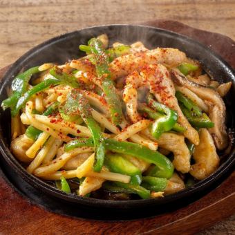 Chicken breast and green pepper stir-fry