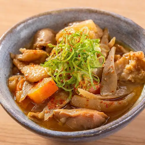 若鳥味噌煮込み