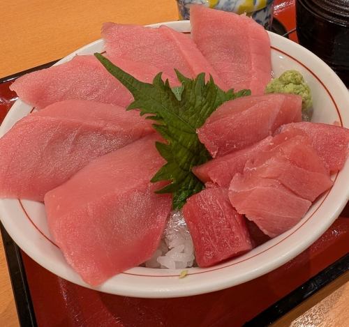 まぐろ丼