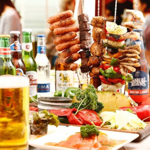 自慢の肉料理が大集合！飲み放題付きコース2980円～