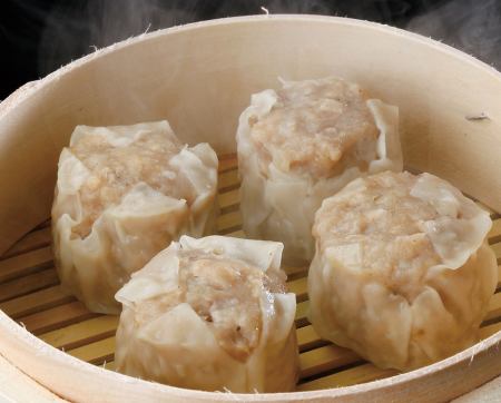 肉汁あふれる本格焼売（3個）