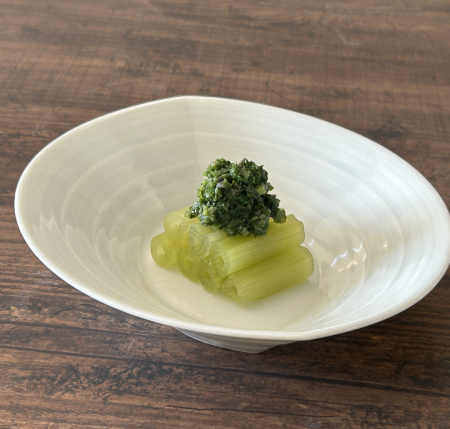 ふきの冷製 春菊ソース