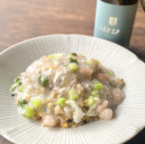 Shrimp and asparagus stir-fried rice with thick sauce (serves 2-3)