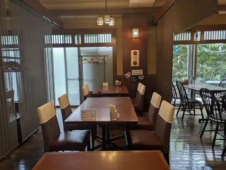 它很受追悼會、慶祝活動以及有孩子的家庭的歡迎。