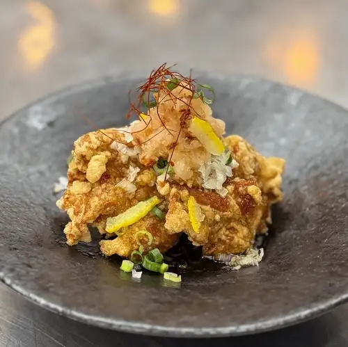 Autumn-flavored fried chicken with chili sauce (3 pieces)