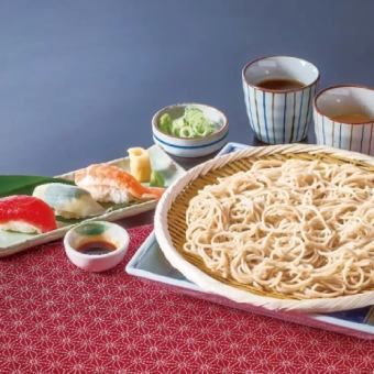 更科そばと寿司セット