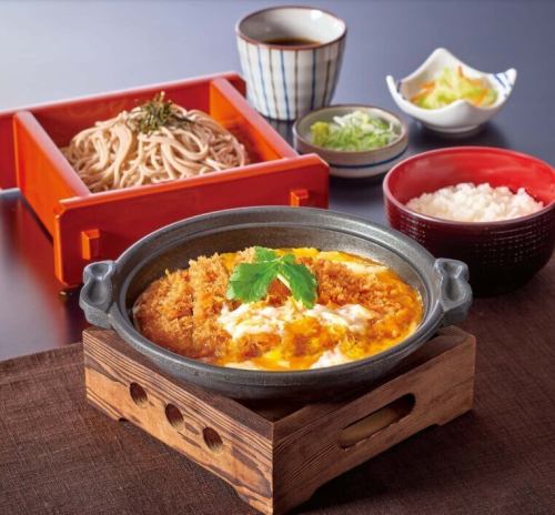 かつ鍋定食/味噌かつ鍋定食