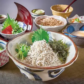 Boiled whitebait and grated yam rice set meal, includes a complimentary steamed egg custard.