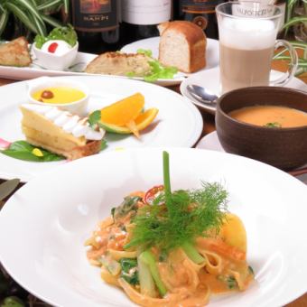 午餐【超划算！】可以享受休闲正宗意大利午餐的B午餐2,300日元（含税2,530日元）