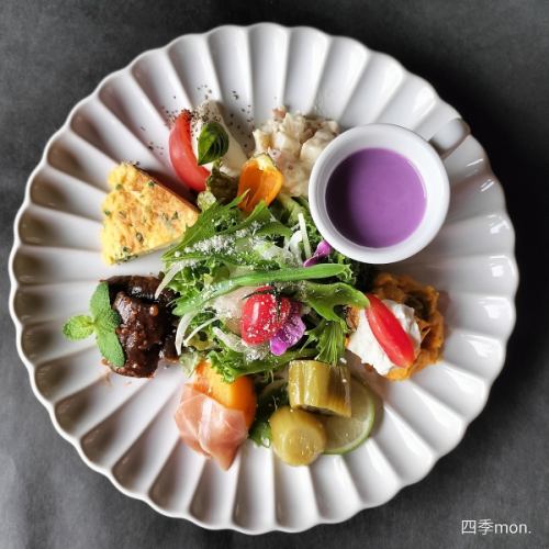 少しだけ贅沢に…お野菜中心のヘルシーご褒美ランチ!