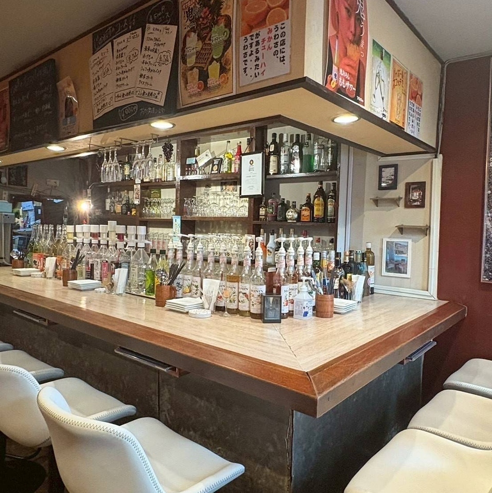 デートや飲み会におすすめ！ステーキやアヒージョを厳選したワインと一緒にどうぞ♪