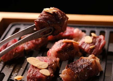特選もつ焼きぷりもつ鍋大満足コース(もつ焼き+ぷりぷりもつ鍋+小鉢+豆腐+ちゃんぽん食放)