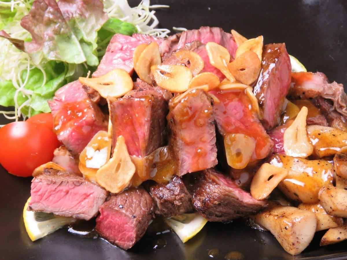 素材の美味しさを活かした創作料理が自慢！カツオや清水サバは絶品！！