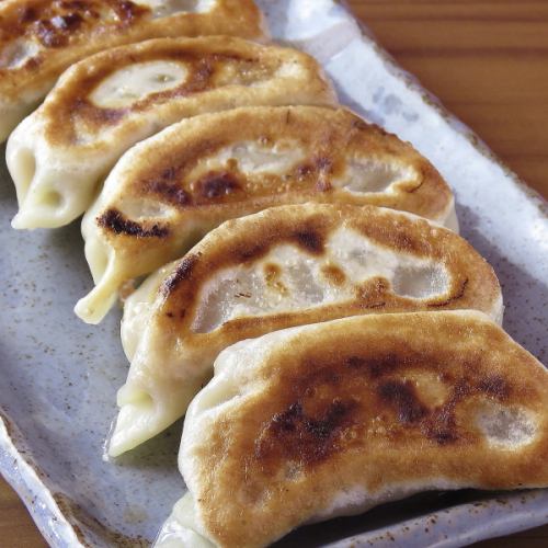 Grilled gyoza (5 pieces)