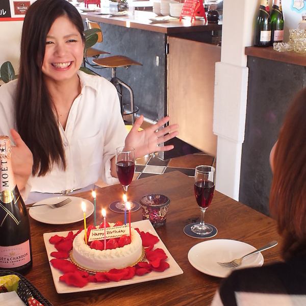 【誕生日・記念日に】デザートプレートに無料でメッセージもお付け致します♪夜カフェにも☆